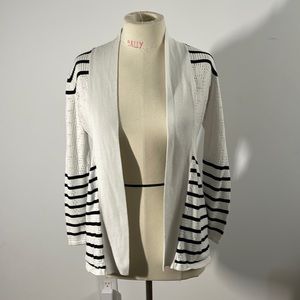 NEW WHITE/BLACK CARDIGAN